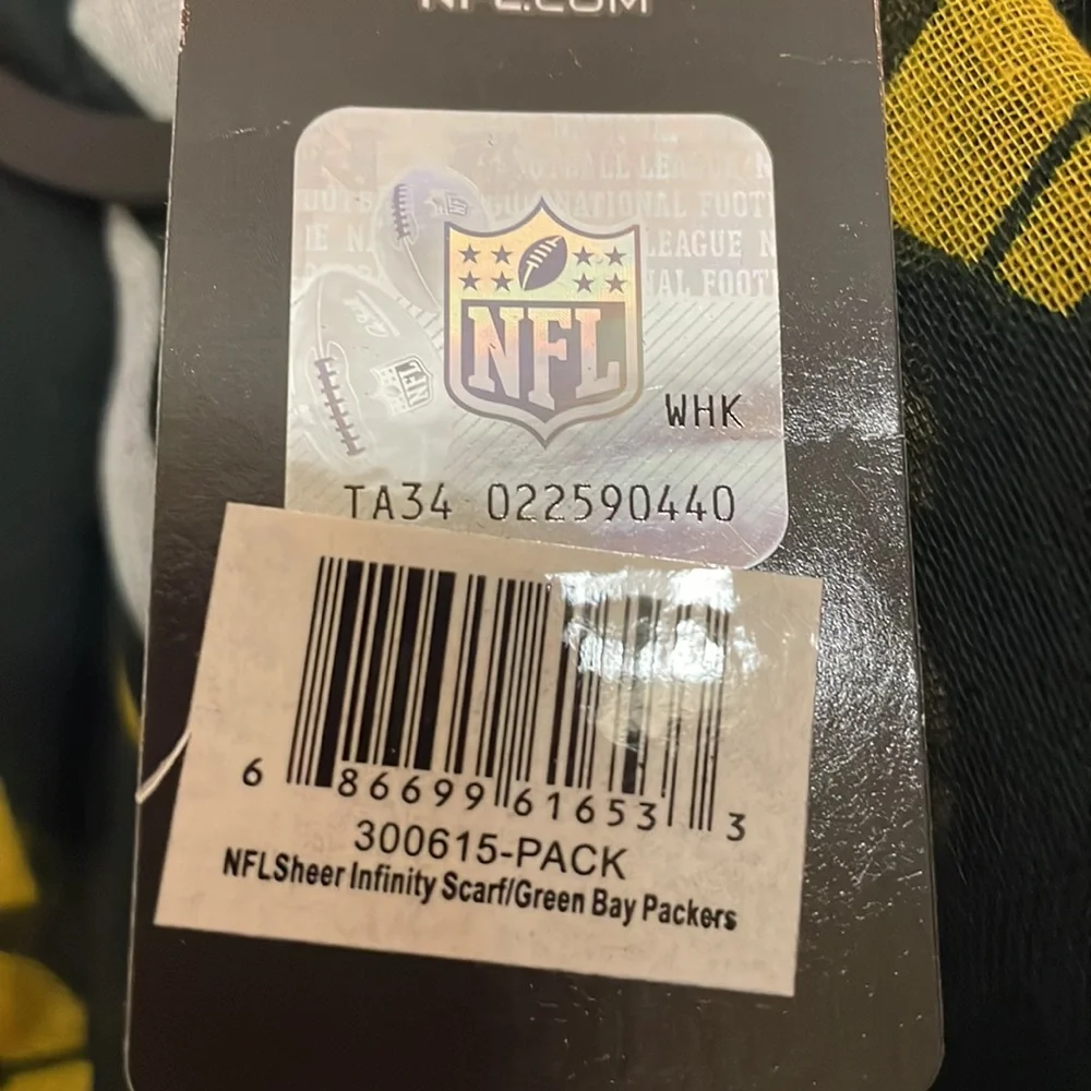🩷NWT Green Bay Packers infinity scarf